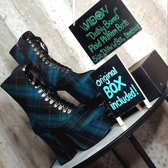 Dolls Kill Shoes - 🕷 Widow: Deathly Bored Plaid Platform Boots, Sz 7, BNIB, Deadstock, Dolls Kill